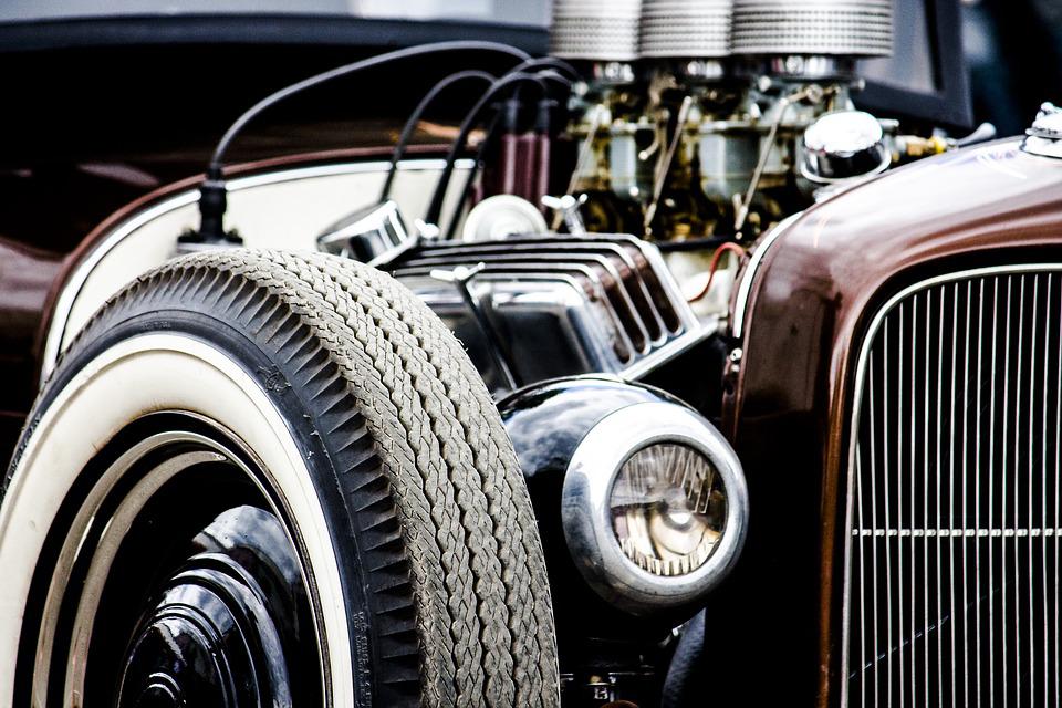 Motor osobního automobilu